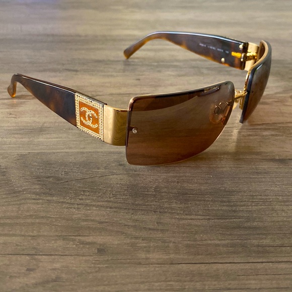 CHANEL Accessories - Chanel Vintage Sunglasses